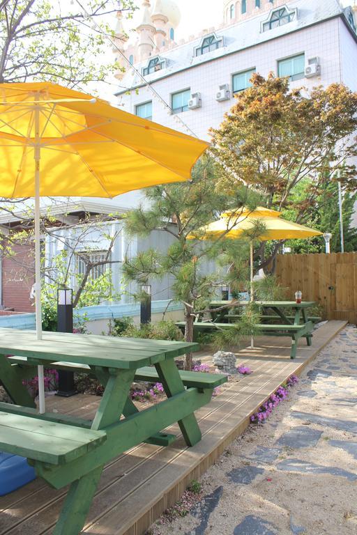 With U Hotel & Guesthouse Sokcho Exterior foto