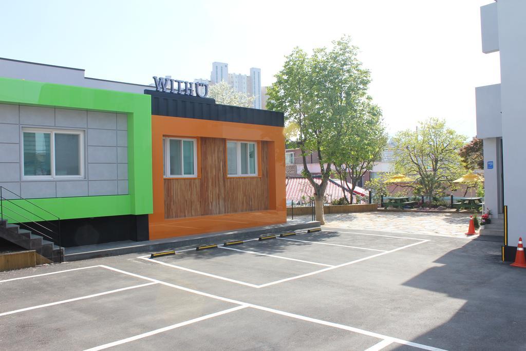With U Hotel & Guesthouse Sokcho Exterior foto