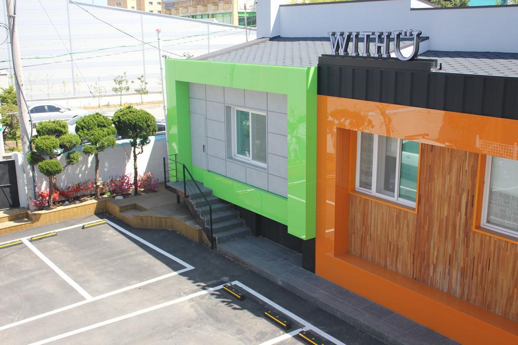 With U Hotel & Guesthouse Sokcho Exterior foto